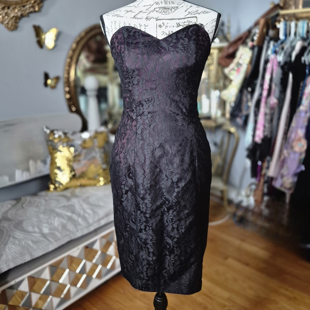 Vintage 90s Romantic Whimsigoth Roberta Lace Strapless Plum and Black Dress 5/6